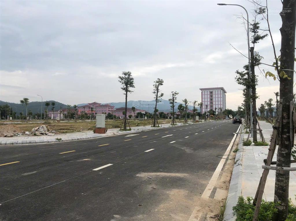 Bán lô góc dự án quảng yên centro cách vinhomes hạ long xanh 15 phút