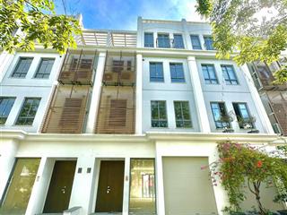 Bán gấp căn góc 99m mặt đường phố đi bộ the manor nguyễn xiển nội thất sịn