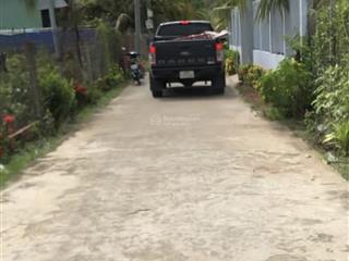 Đất nền ở p. trung an sổ hồng riêng cách bvđk tỉnh 1.5km giá 710tr  175m2.