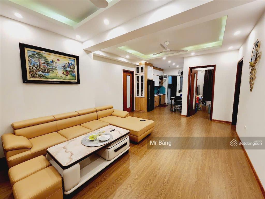 Cần bán căn hộ "siêu rẻ" chung cư oct5 resco cổ nhuế dt 65m2, full nội thất cb đẹp, giá 3,94 tỷ