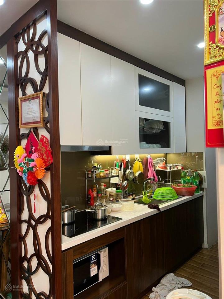 Cần bán căn hộ chung cư ct1a tại kđt thành phố giao lưu  dt 71,1m2, 2pn, bc nam, giá 5,320 tỷ