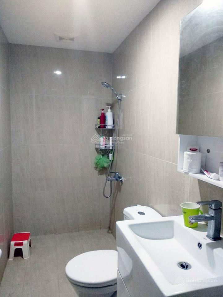 Cần bán căn hộ 2pn chung cư green stars dt 66,8m2 full nội thất đẹp, tầng trung đẹp, giá 6,2 tỷ