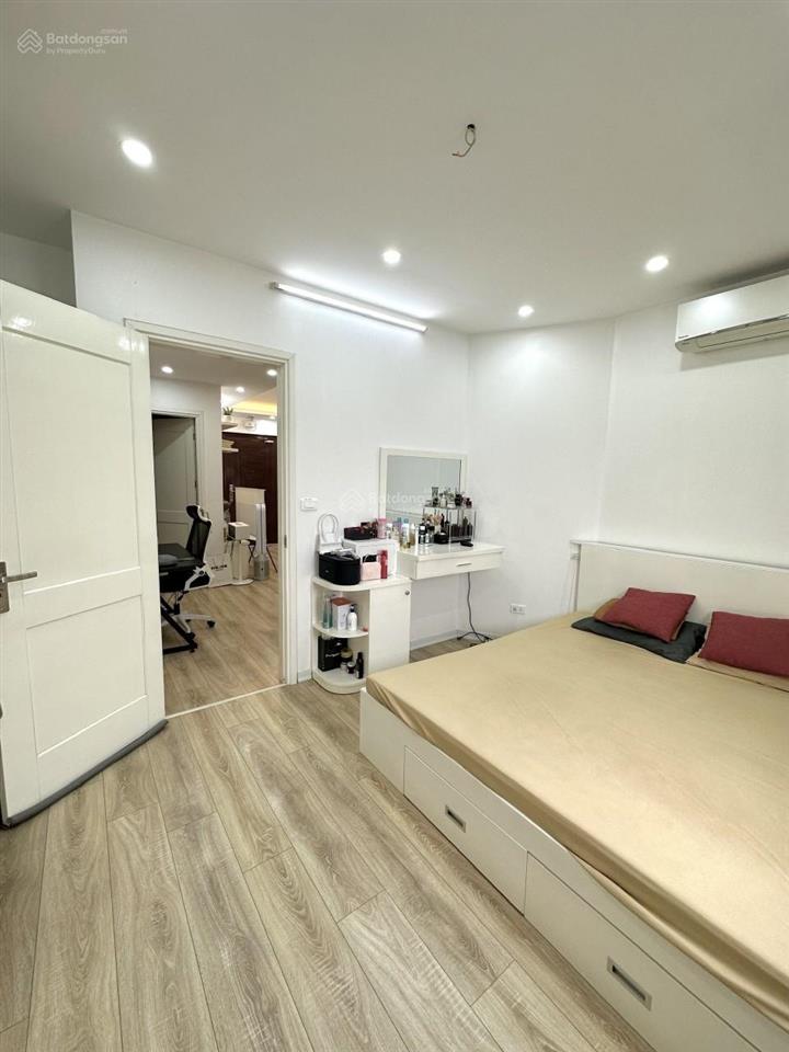 Cần bán gấp căn hộ "hoa hậu 2pn" chung cư ecohome1 tòa e3, dt 65m2 full nội thất đẹp, giá 4,450 tỷ