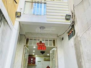 Nhà huỳnh mẫn đạt  trần hưng đạo, p7, q5 nhỉnh 5 tỷ( nở hậu)