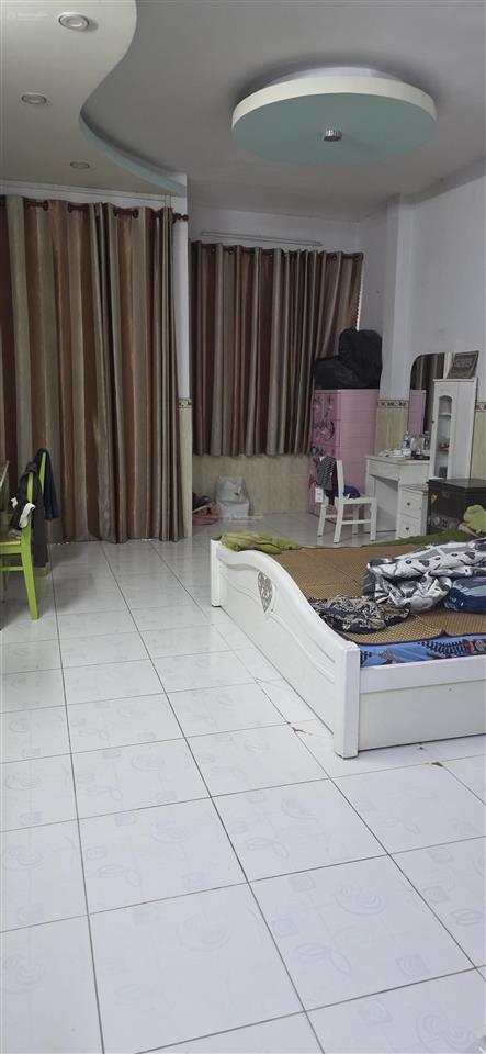 Nhà hxh 6m 4 tầng vuông vức (4,3x17) lý thường kiệt p8 tân bình