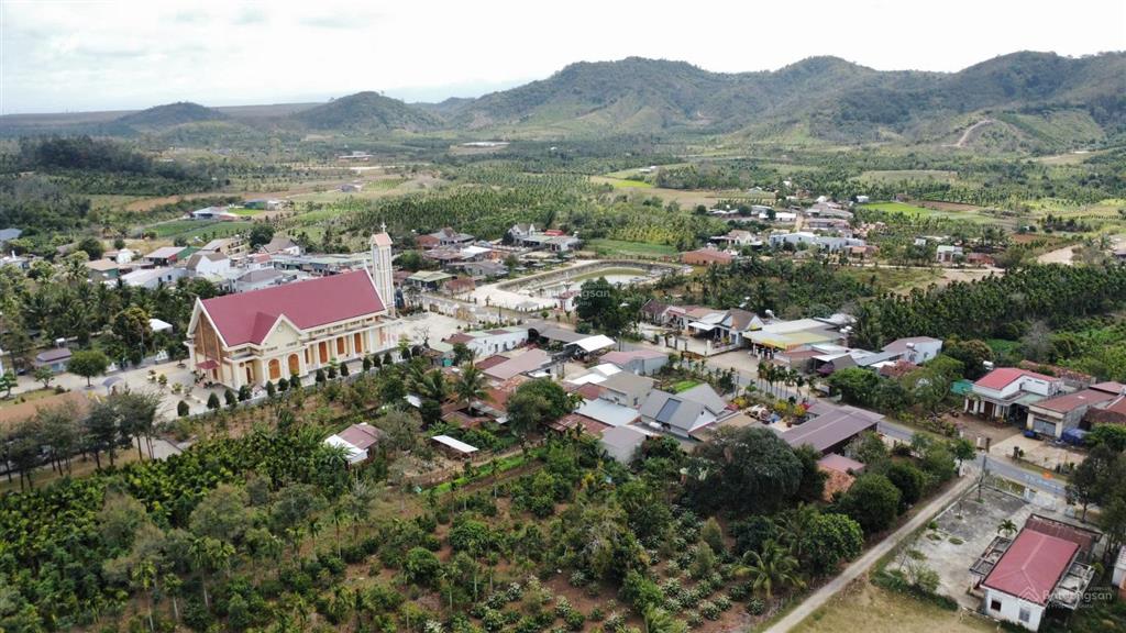 Bán lô đất ngay tỉnh lộ 690, full thổ cư, gần trung tâm hành chính cư kuin