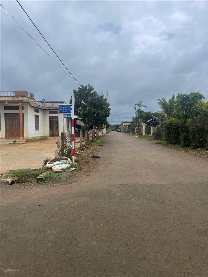 Cần bán lô đất thổ cư mặt tiền đường nhựa nguyễn minh châu, phường thống nhất, buôn hồ