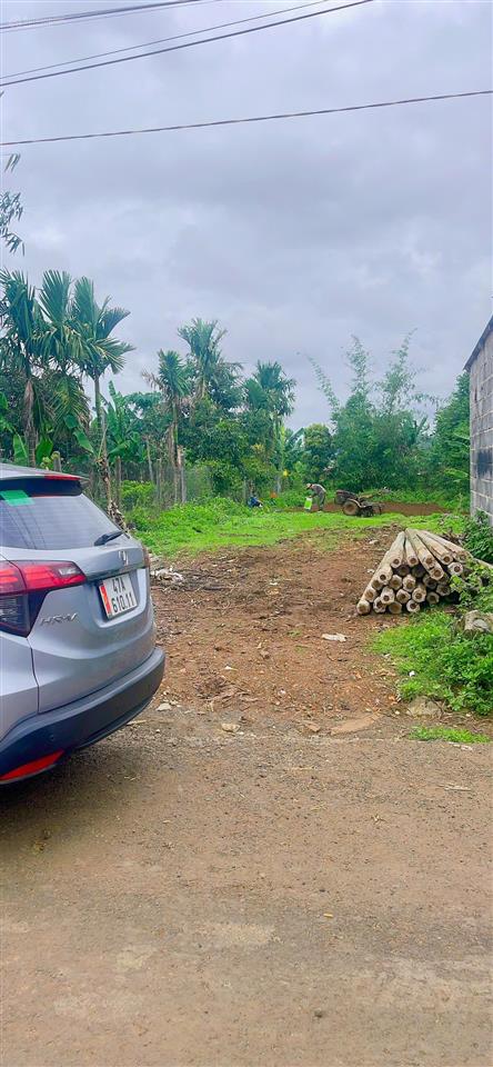 Cần bán lô đất thổ cư mặt tiền đường nhựa nguyễn minh châu, phường thống nhất, buôn hồ