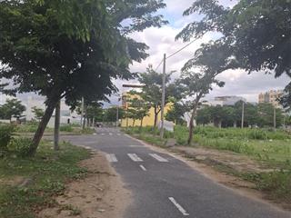 Rẻ nhất green city!!!đường 11.5m.ngang 5 dài 20.trục thông ra dũng sĩ điện ngọc giá 2.420