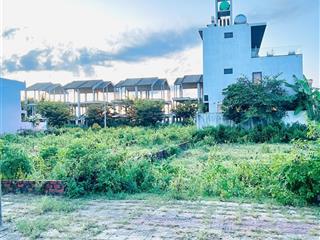 Trục 11.5m .thông thẳng ra 27m dủng sỉ điện ngọc .kđt green city giá 2,52 tỷ, 110m2