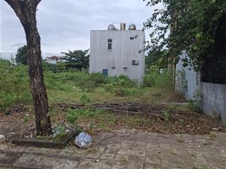 Trục lk15.diện tích 110m2.hướng nam.sát trục dsđn 27m.giá 2.980ty .kđt green city.rẻ nhất tt