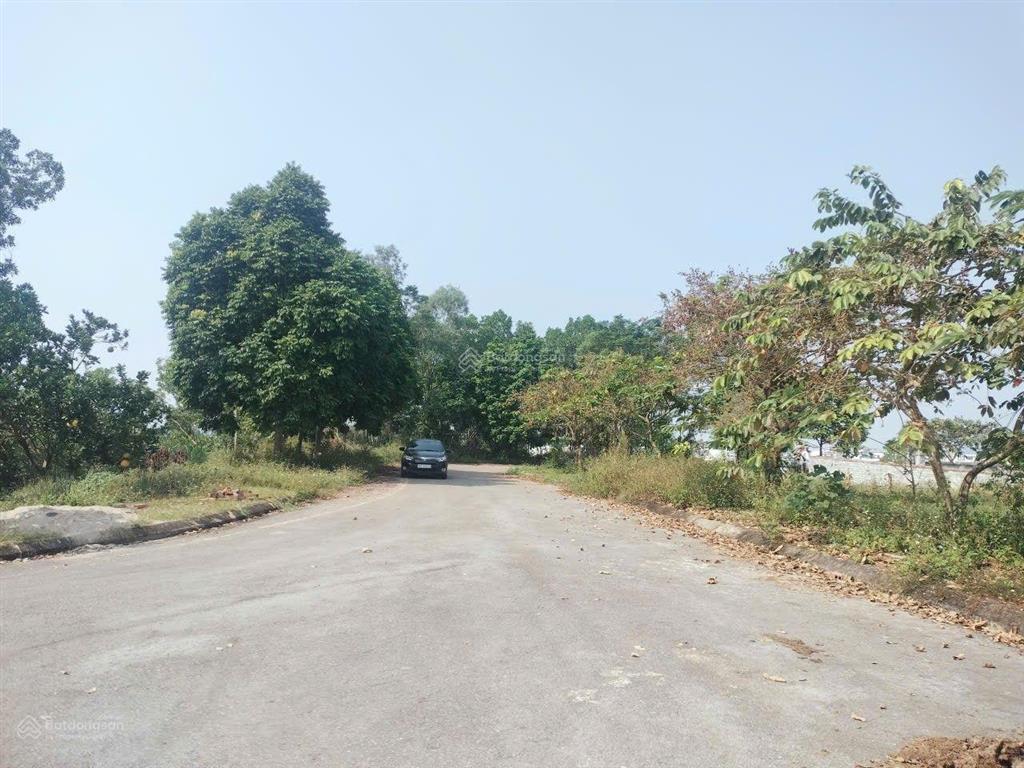 Bán 100m2 đất tái định cư vai réo, mt 6.6m đường thông kinh doanh, gần khu đô thị bắc phú cát city