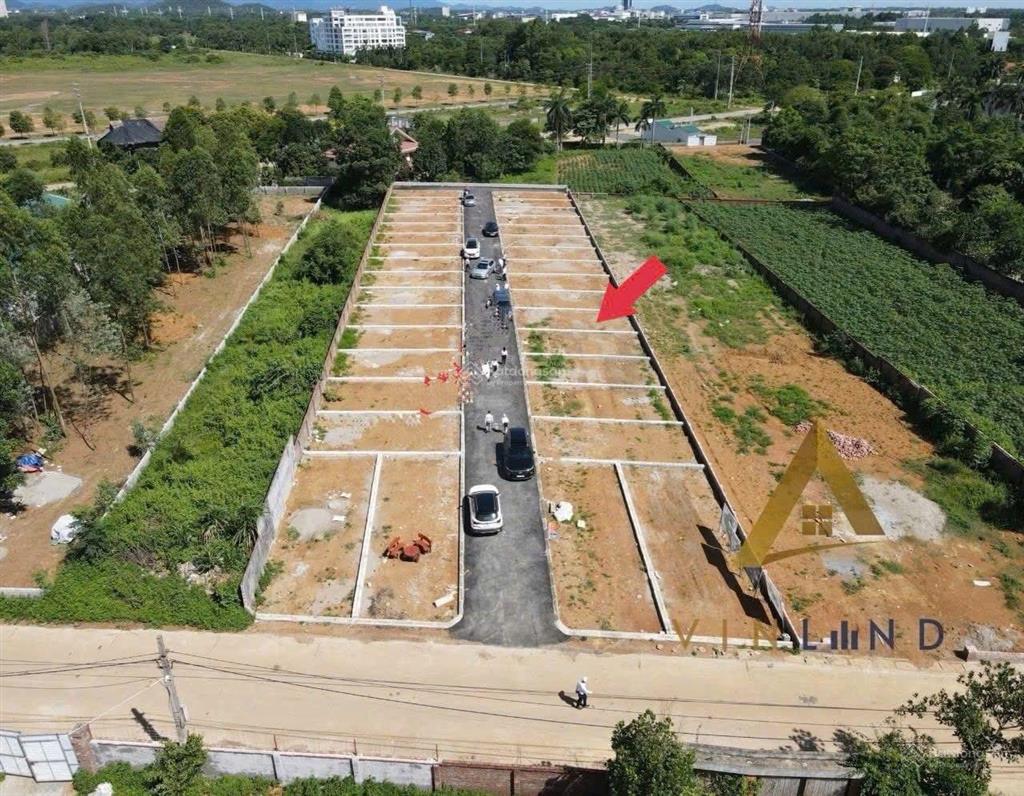 Bán lô đất thôn khoang mái xã đồng trúc. dt 65m. gần ga metro 5 văn cao