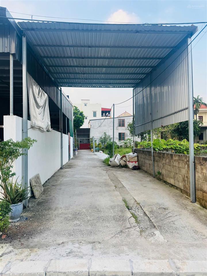 Bán lô 68 m2 đan nhiễm văn giang hưng yên cách 5m ra trục chính, giá 4 tỷ**