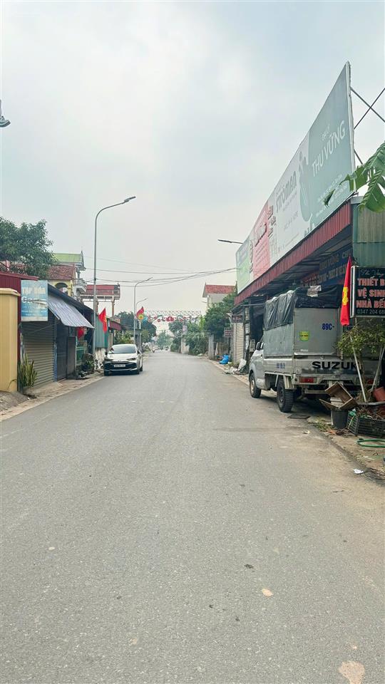 Bán lô 68 m2 đan nhiễm văn giang hưng yên cách 5m ra trục chính, giá 4 tỷ**