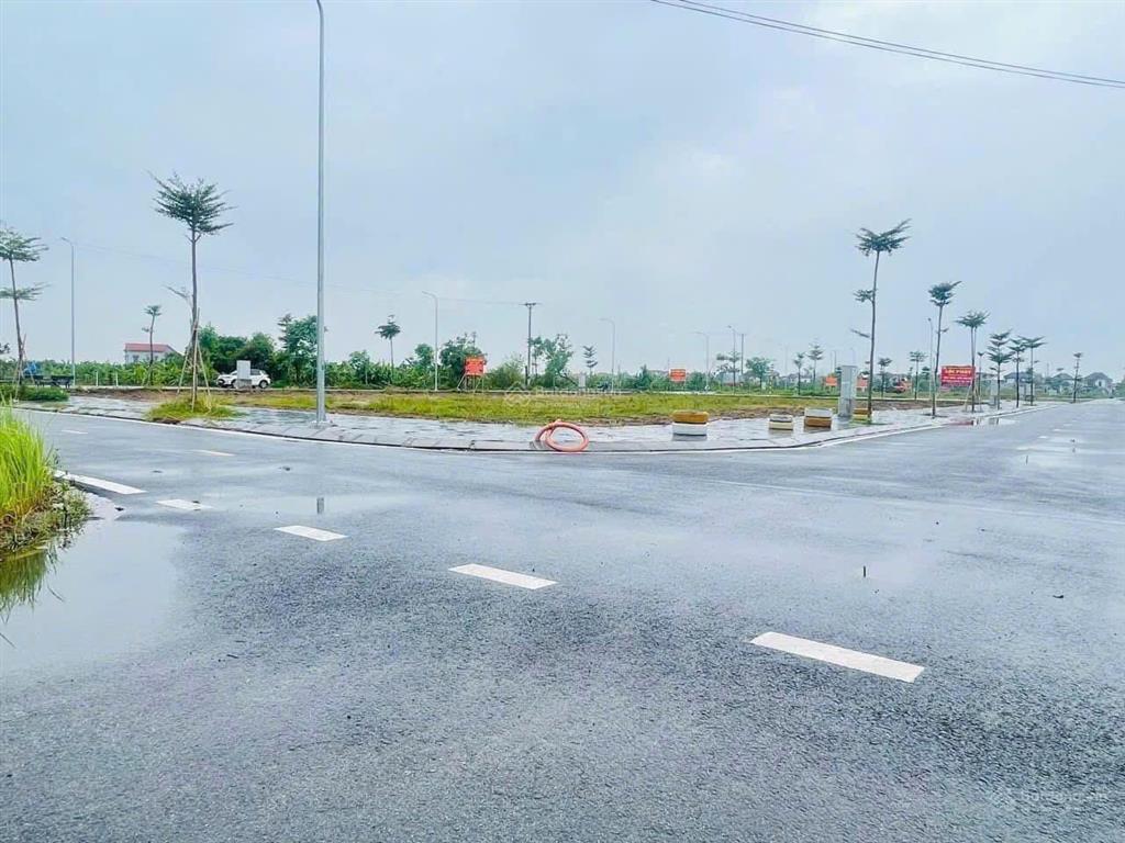Đấu giá tân dân khoái châu 110m, mặt tiền 5m, không dính lỗi sổ hồng trao tay