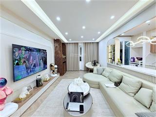 Bán chung cư hồ gươm plaza 145m2, 3 ngủ. nội thất đẳng cấp, hđmb. giá 8,2 tỷ. 0907 833 ***