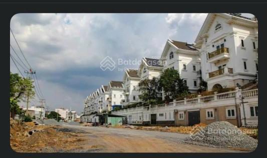 Biệt thự đơn lập 2 mặt tiền triệu đô, cityland garden hills, emart gò vấp 265.5m2  giá chốt rẻ.
