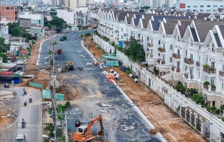 Biệt thự đơn lập 2 mặt tiền triệu đô, cityland garden hills, emart gò vấp 265.5m2  giá chốt rẻ.