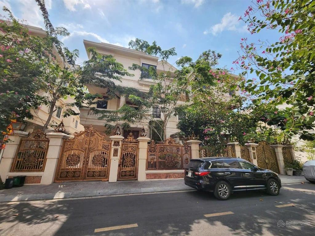 Biệt thự view trực diện công viên 230m2 cityland park hills, lotte mart gò vấp chỉ 48 tỷ
