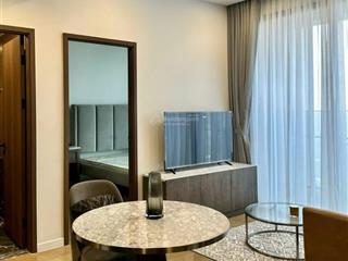 Độc quyền cho thuê căn hộ 1 phòng ngủ tại lumiere riverside  tầng cao, view thành phố siêu đẹp