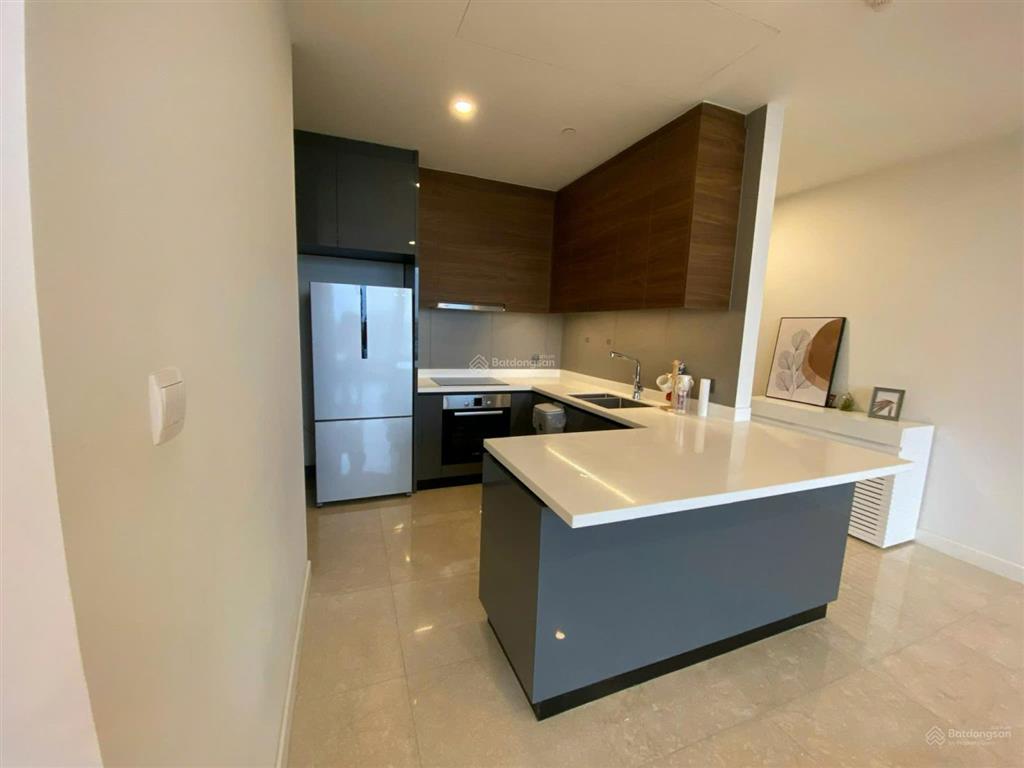 Bán căn 2pn duy nhất tại the nassim thảo điền, tầng cao, view sông, có sẵn 1 ô đậu xe định danh