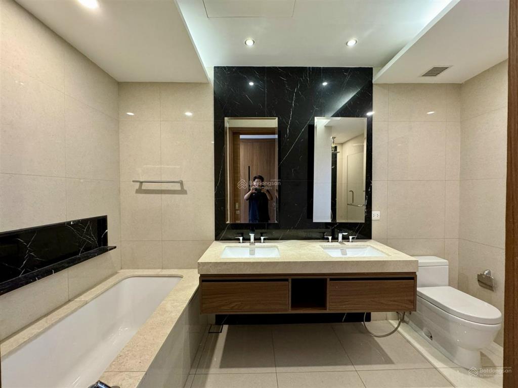 Độc quyền bán căn 3pn the nassim  thang máy riêng, tầng cao, view sông trực diện không chắn