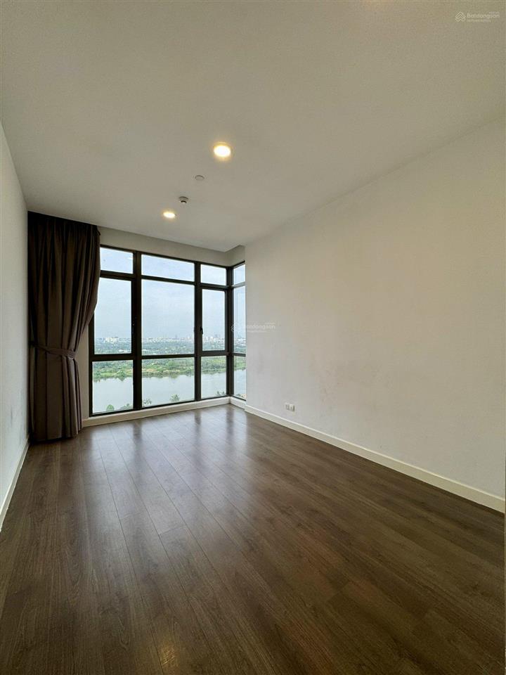 Độc quyền bán căn 3pn the nassim  thang máy riêng, tầng cao, view sông trực diện không chắn