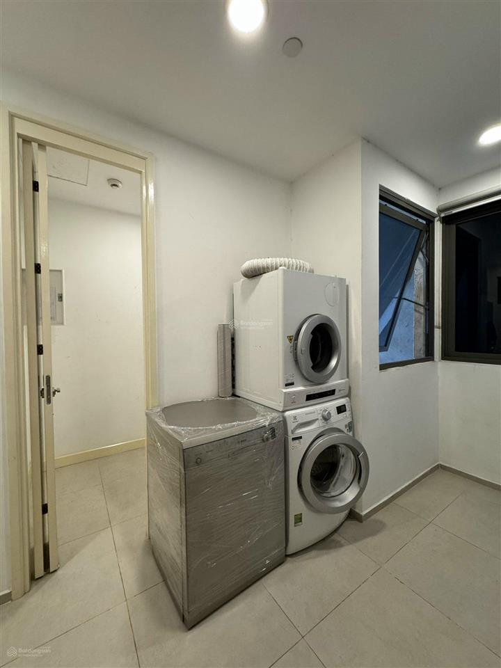 Độc quyền bán căn 3pn the nassim  thang máy riêng, tầng cao, view sông trực diện không chắn