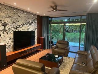 Tôi cần bán căn biệt thự mặt hồ flamingo đại lải resort 320m2. 15 tỷ. 0969 843 ***