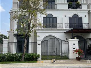 Tuyệt tác sống xanh  biệt thự v365 view rạch, không gian đẳng cấp cho chủ nhân tinh hoa