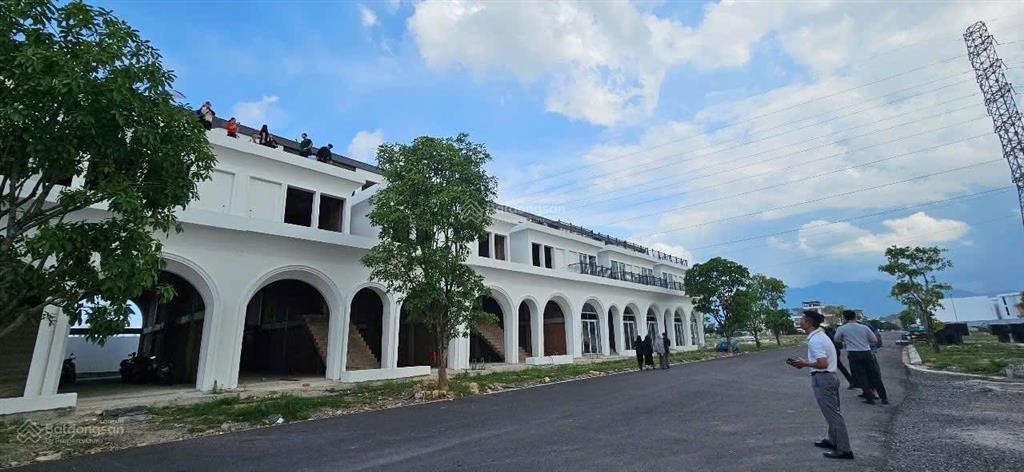 Quỹ căn ngoại giao kvg mozzadiso nha trang mỹ gia gói 6 trục đường lớn
