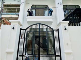 Bán nhà sát chợ Tân Hương đường Phạm Ngọc- Phường Tân Quý- TPHCM-  60m2- 3 tầng- 6.6 tỷ .