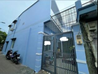 Bán gấp nhà giáp 2 mặt tiền ngay vòng xoay mỹ thủy