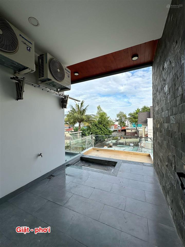 Cần bán nhà 1 trệt 2 lầu hẻm 278 lê hồng phong phú hoà