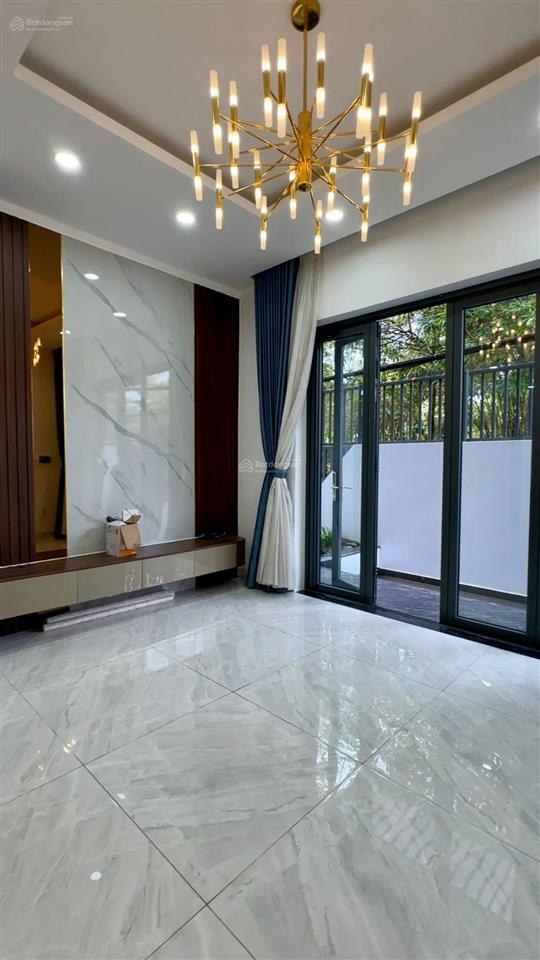 Cần bán nhà 1 trệt 2 lầu hẻm 278 lê hồng phong phú hoà