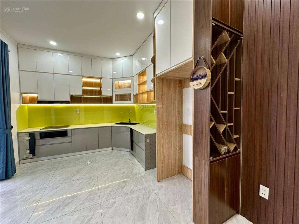Cần bán nhà 1 trệt 2 lầu hẻm 278 lê hồng phong phú hoà