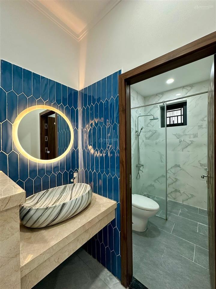 Cần bán nhà 1 trệt 2 lầu hẻm 278 lê hồng phong phú hoà