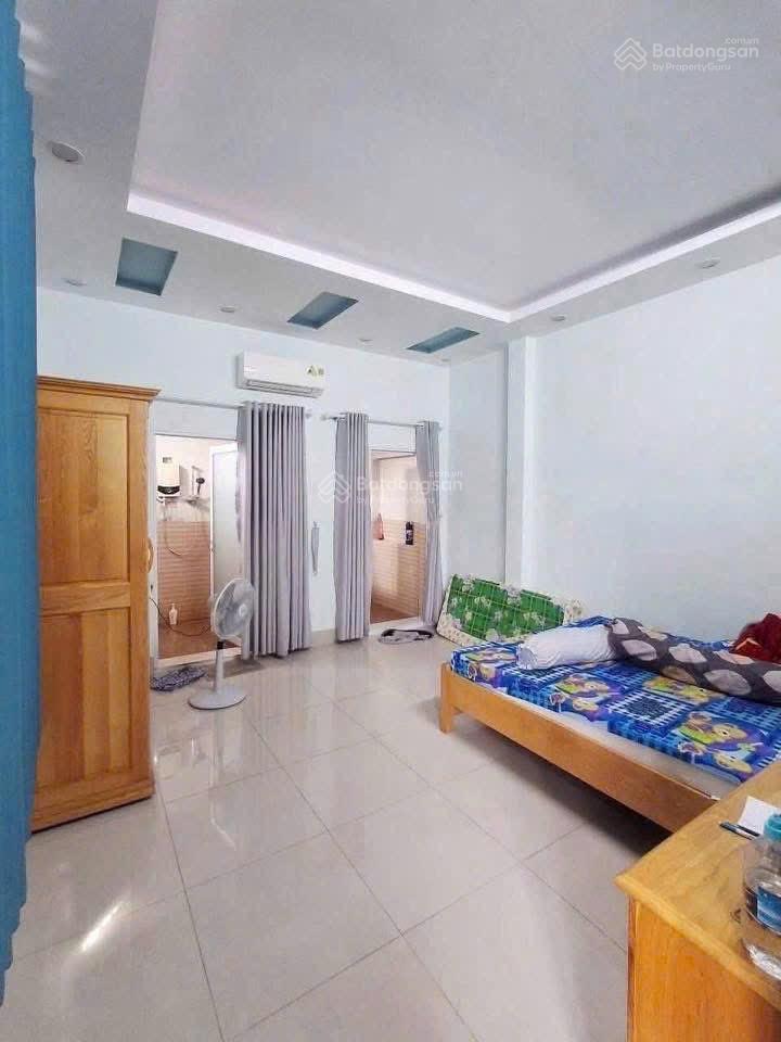 Nhà 4 tầng  gần chợ nhỏ tân hiệp (tam hiệp), 2 sẹc nguyễn ái quốc, gần tâm hồng phước, big c go