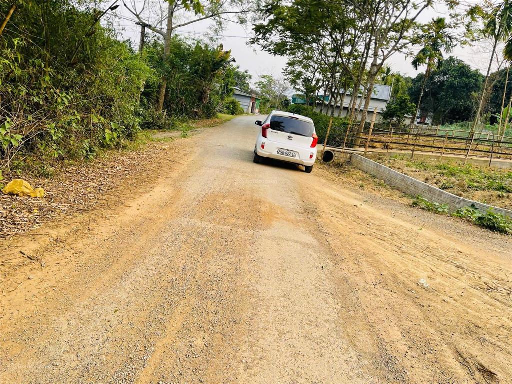 Bán lô đất full thổ cư bám đường bê tông to mặt tiền trên 50m tại đoàn kết, yên thủy, hòa bình