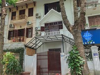 Bán nhà phân lô đường trần kim xuyến, dt 75m2, mặt tiền 5m, đường trước nhà 6m, hướng đông nam