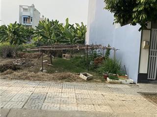 Lô đất ngộp giá tốt nhất khu vực, thị trấn cần đước, dt 110m2.  0374 673 ***