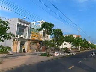 Bán đợt cuối khi sát nhập tỉnh, bán rẻ 1 lô 110m2/giá 675 triệu ( sổ sẵn ) gần coopmart gò công