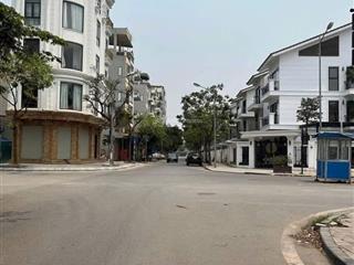 Em cần bán gấp lô dvu lk16,17,18ab dương nội  view biệt thự an vượng