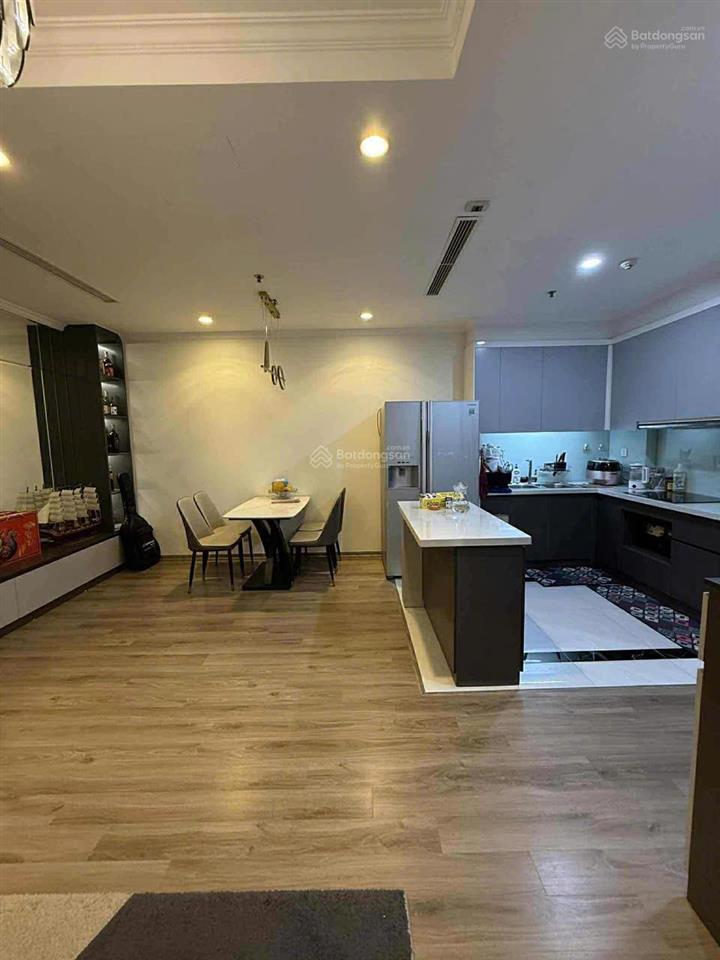 Bán cc 3pn, 2wc tại vinhomes times city  park hill, 12,5 tỷ, 106m2, hoàng mai,  0943 358 ***