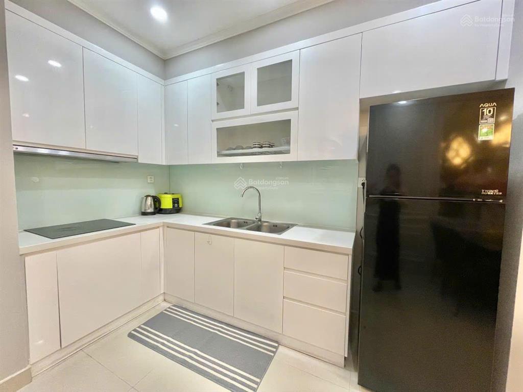 Cho thuê căn hộ 2 phòng ngủ full đồ giá chỉ 14 triệu/tháng.  0943 358 ***