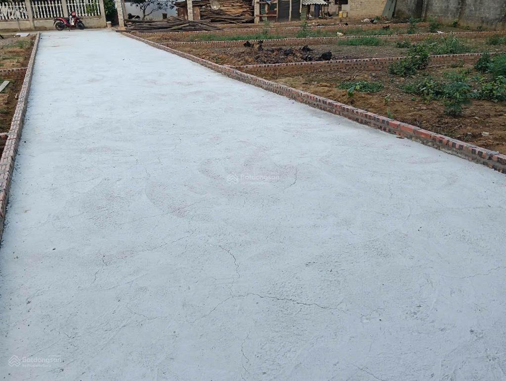 Đất sơn đông, sơn tây sổ đỏ full thổ cư. đường rộng 4m, ô tô 7 chỗ vào tận đất. gần quốc lộ 21