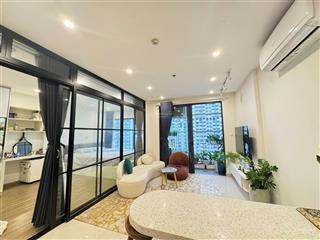 Bán nhanh căn 1n + gs2 full đồ đẹp, view bể bơi giá 3,3 tỷ