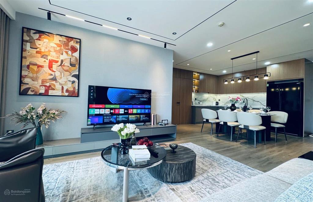 Chính chủ bán ch 2pn2wc, dt 78m2, toà goldsilk complex, ban công đn, giá 5,9 tỷ,  0523 681 ***