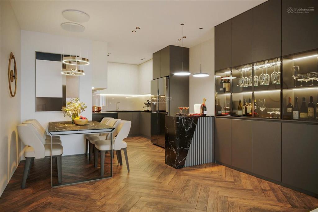 Chính chủ bán ch 3pn  3wc, dt 128m2, căn góc, tầng trung, ban công đn, giá 8,1tỷ,  0523 681 ***